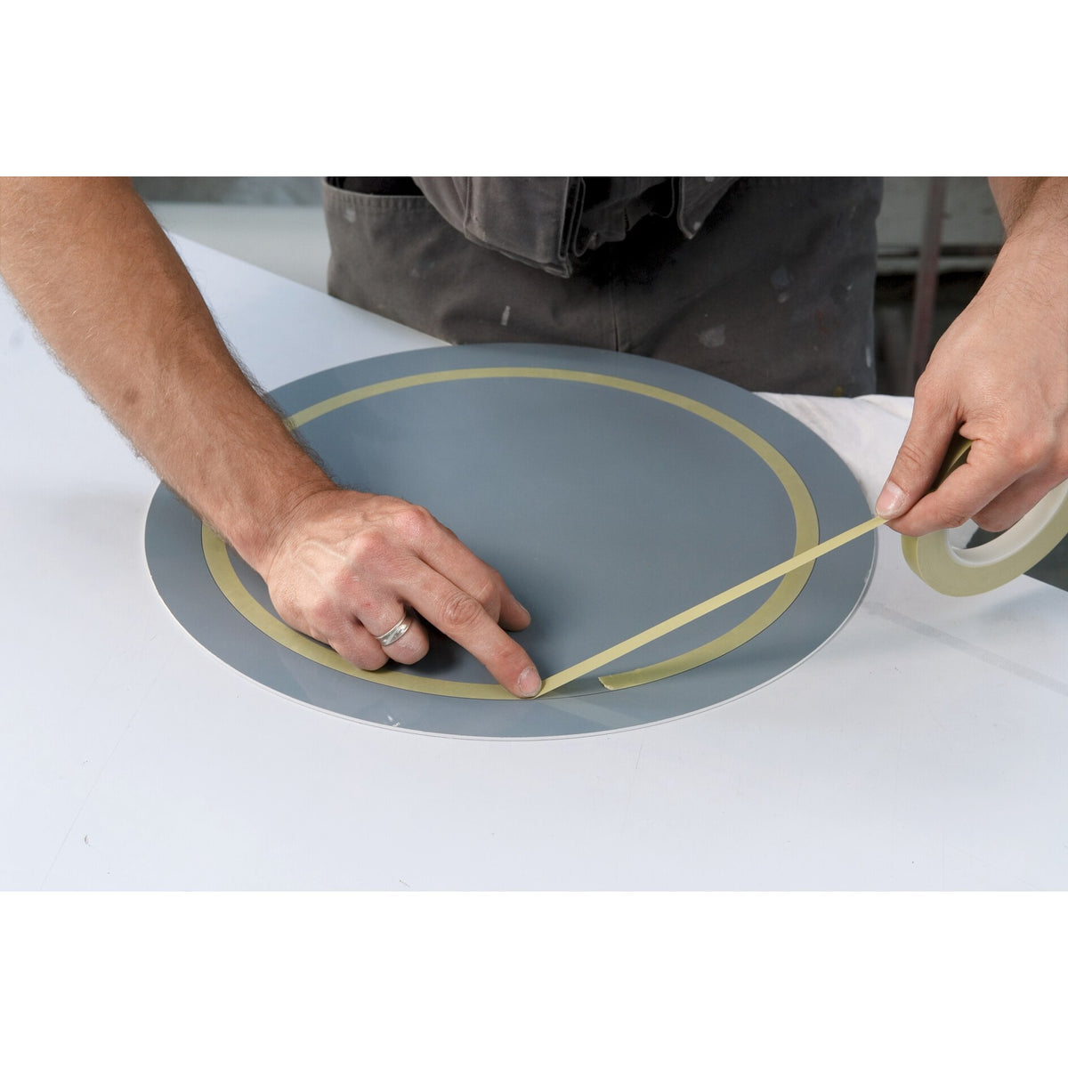 tesaflex 4174 PVC-Fineline-Maskierband, pastellgrün – Anwendung
