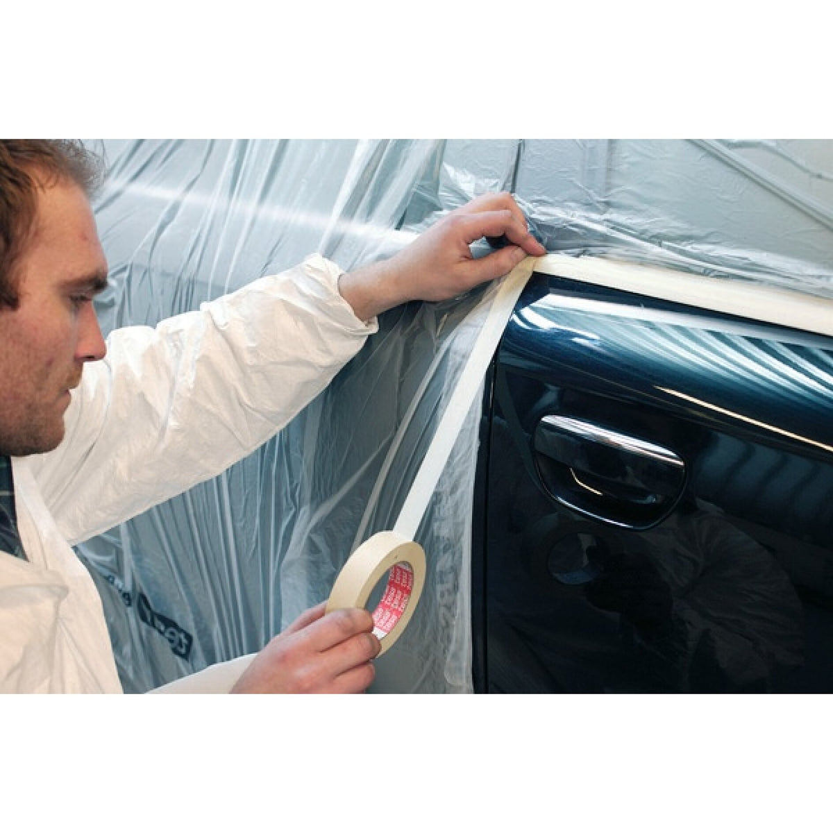 tesa Professional Easy Protect Standard 4394, 300 m x 4 m, weiß/transparent – Anwendung