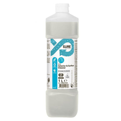 O sticlă de 1 litru de SURE Interior & Surface Cleaner, un detergent universal de la Diversey Deutschland GmbH & Co. OHG, cu un capac alb și o etichetă alb-albastră. Lichidul clar sau ușor tulbure este biodegradabil și ecologic.