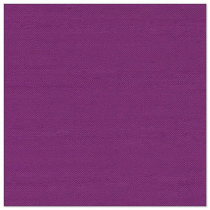 Un șervețel dreptunghiular violet simplu de la PAPSTAR GmbH, „ROYAL Collection” 20 de șervețele (1/4-pliu, 40x40 cm), prezentat pe un fundal alb - ideal pentru o decorare stilată a mesei.