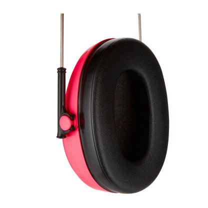 Protecția auditivă 3M™ PELTOR™ pentru copii de la 3M Deutschland GmbH este o protecție auditivă roșu-negru pentru copii cu cupe de urechi moi căptușite și o bandă de cap reglabilă, reprezentată izolat pe un fundal alb.
