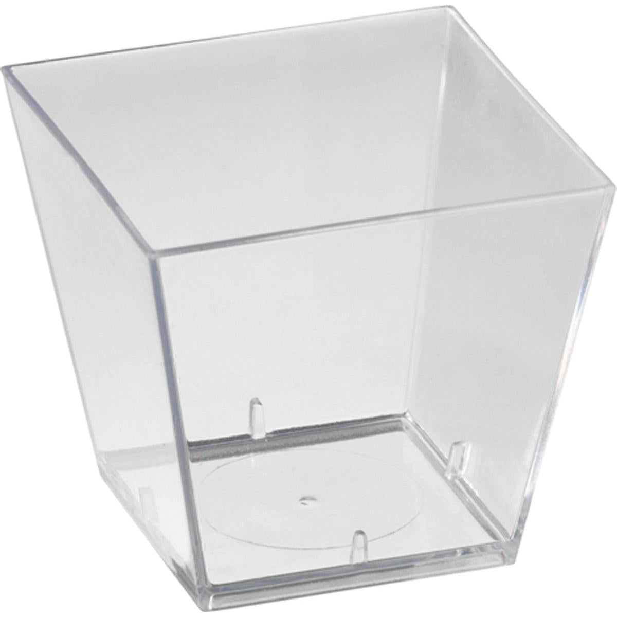 Die Duni GmbH Square Transparent PS Box (47x47x45 mm) ist schräg auf weißem Hintergrund abgebildet, ideal zur Aufbewahrung und Präsentation von Schmuck. Die Packung enthält 100 Stück.