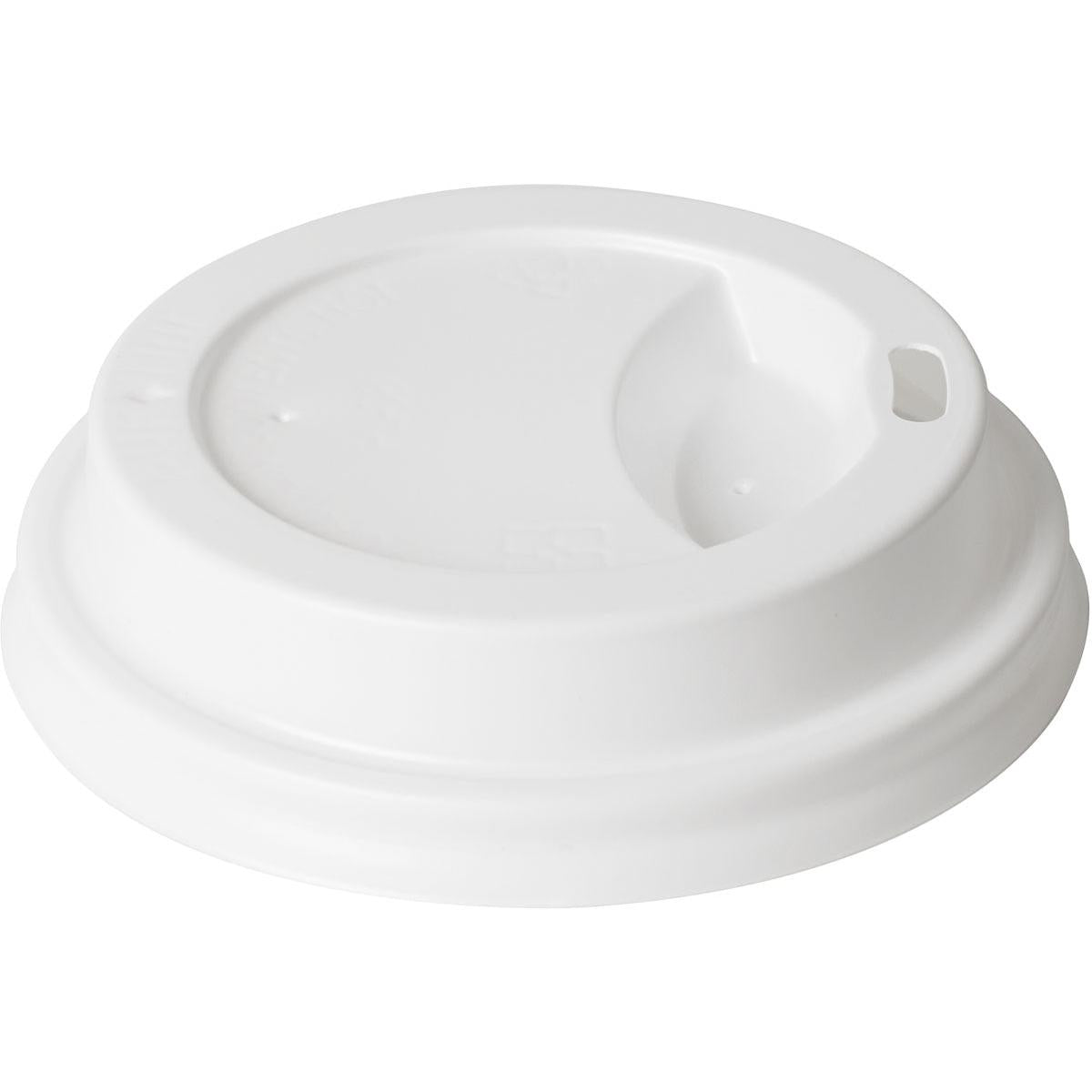 Capacul pentru 159921 Alb PS de la Duni GmbH este un capac alb pentru cești de cafea din PS, cu o gaură mică ovală pentru băut și o margine ridicată. Este vândut în pachete de câte 100 de bucăți și se potrivește cu capacul 159921, ceea ce conferă comoditate și versatilitate. Ilustrat pe un fundal alb.