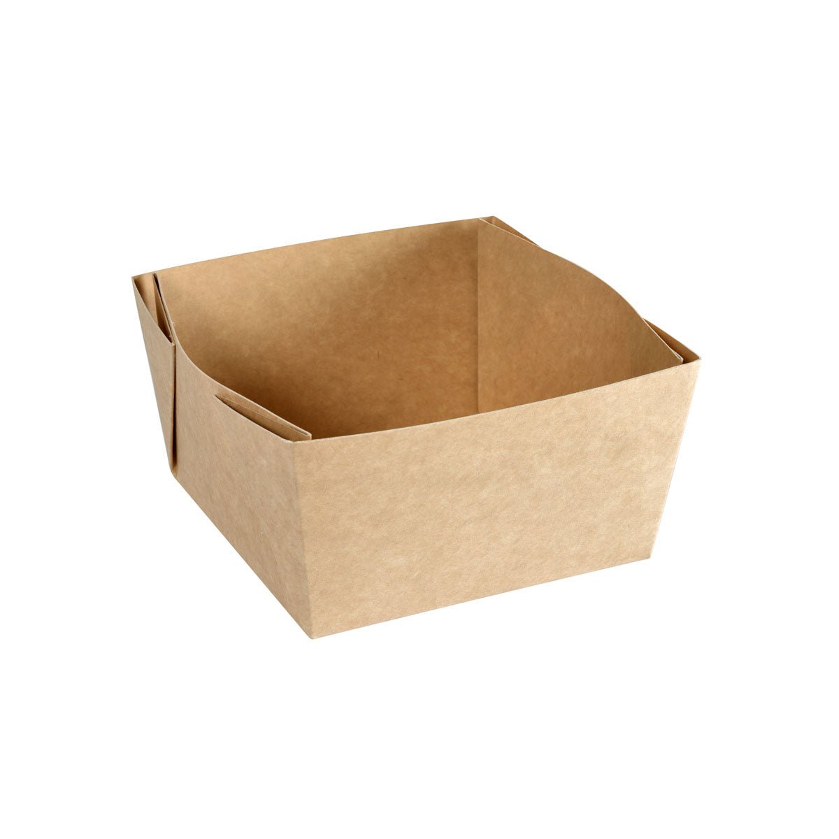 Cutia stabilă, pătrată Viking Block Box din carton/PE maro 140x140x75 de la Duni GmbH (pachet de 300), ușor înclinată pe un fundal alb - ideală pentru depozitarea sigură și ordonată.