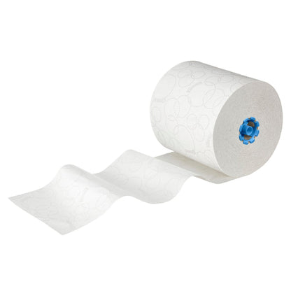 Ein großes weißes Kleenex® Ultra™ Rollenhandtuch (2-lagig, E-Rolle Large, 6x200m) von Kimberly-Clark GmbH mit blauem Kern, teilweise abgerollt auf weißem Untergrund - die ideale hygienische Handtuchlösung für den täglichen Gebrauch. Karton: 6 Rollen.