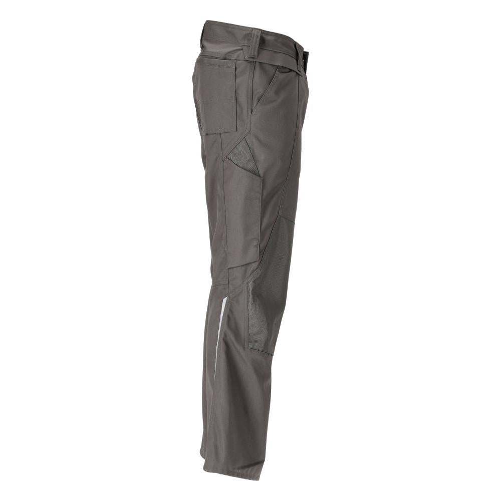 Pantaloni cu buzunare pentru genunchi