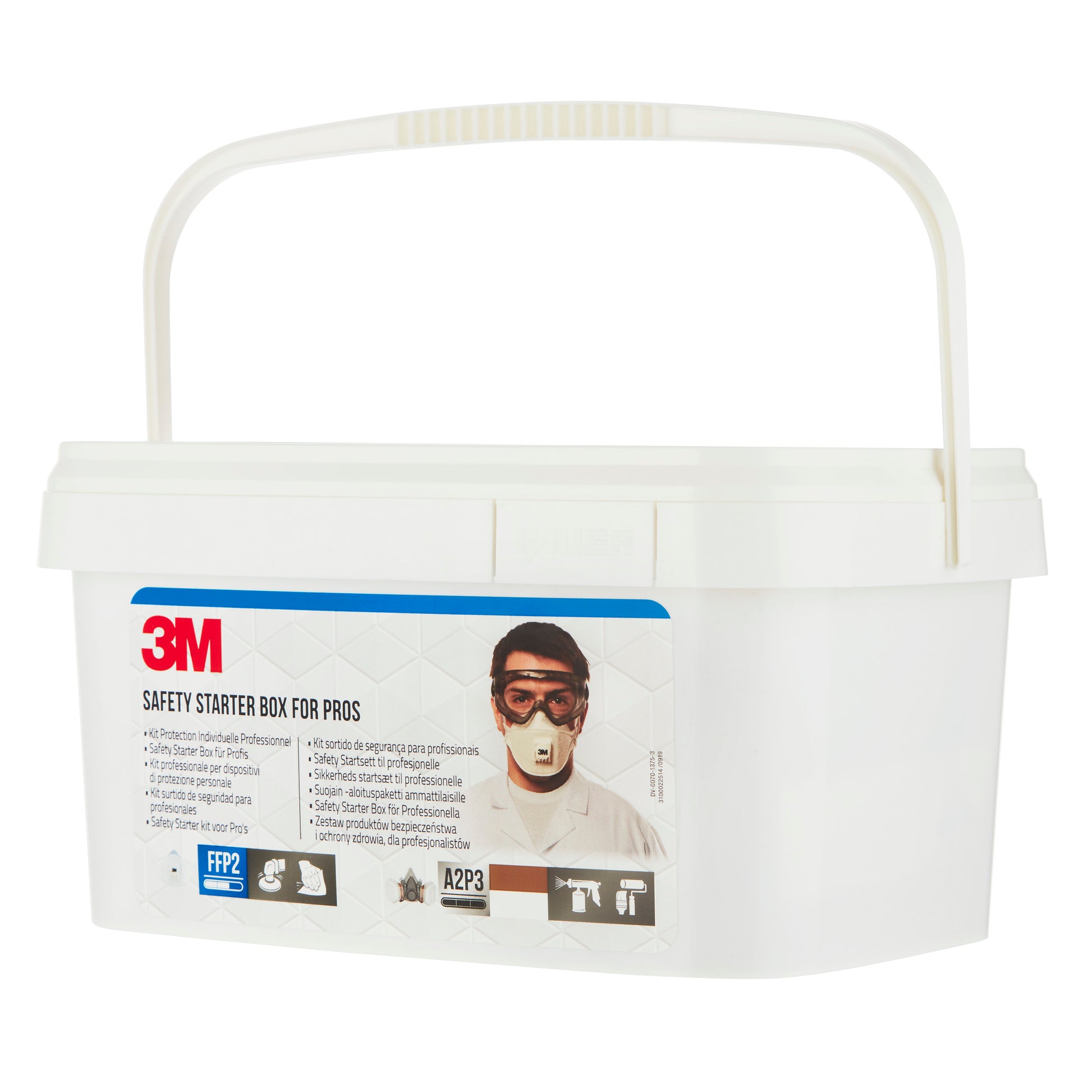 Die 3M™ Arbeitsschutz-Starter-Box für Profis 1000MCWE von 3M Deutschland GmbH ist eine weiße Kunststoffbox mit Tragegriff, die auf der Vorderseite ein Etikett mit einer Person mit Schutzbrille und Atemschutzmaske sowie Produktinformationen und Icons zeigt.