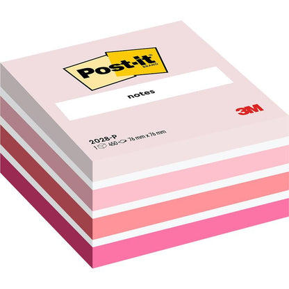 Un teanc de note Post-it® Notes cub 3M, 76 x 76 mm, 450 foi per bloc, în nuanțe de roz cu logo-ul 3M și "notes" pe partea superioară; fabricat de 3M Deutschland GmbH, certificat 100% PEFC.