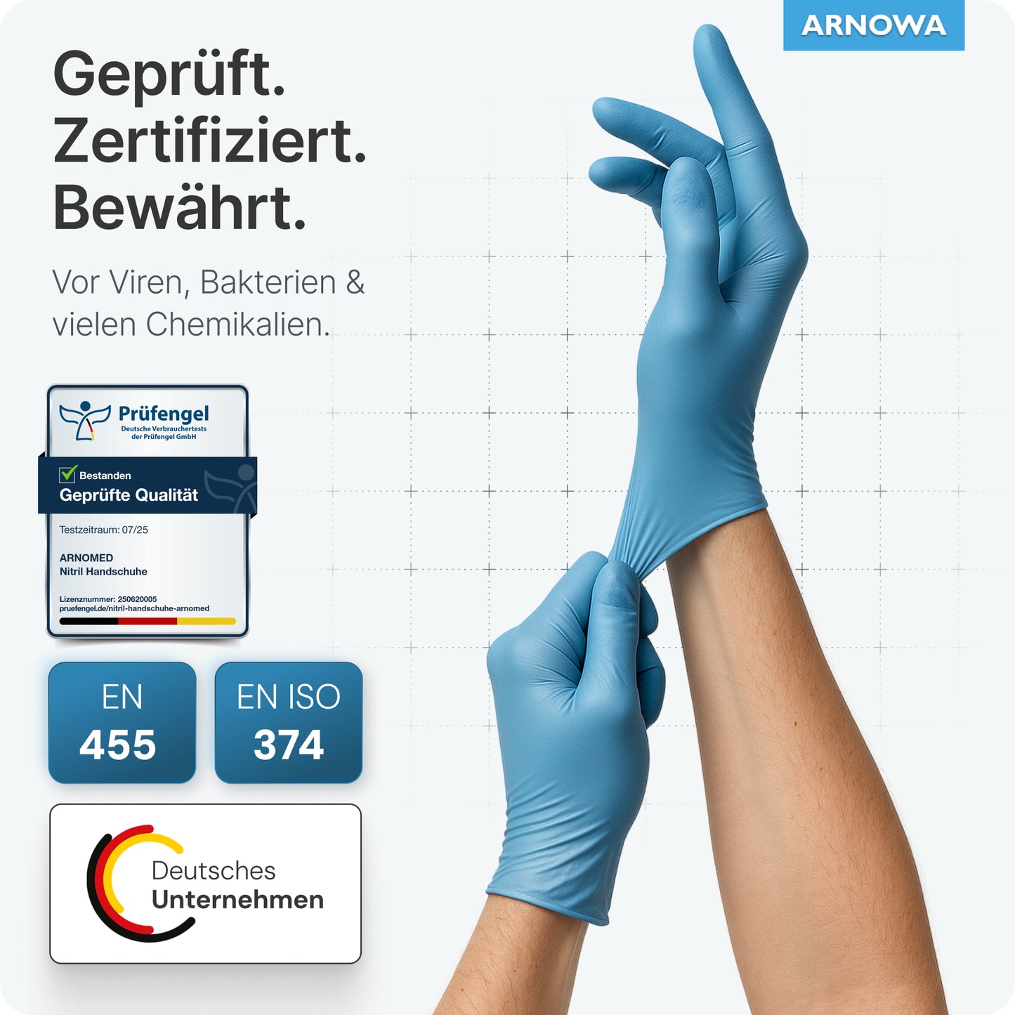Eine Person trägt ARNOMED NITRIL BLUE Reißfeste Einmalhandschuhe aus Nitril in Blau von ARNOWA GmbH. Deutschsprachiger Text betont latexfrei, Schutz vor Viren, Bakterien & Chemikalien. EN 455, EN ISO 374 und "Deutsches Unternehmen"-Logos sind zu sehen.
