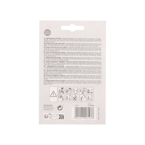 Spatele unui ambalaj de lumânări aniversare PAPSTAR cu suport 7 cm "argintiu" de la PAPSTAR GmbH arată text multilingv, simboluri de siguranță/reciclare, un cod de bare în partea de jos dreapta și o gaură de agățare sus pentru prezentare ușoară.