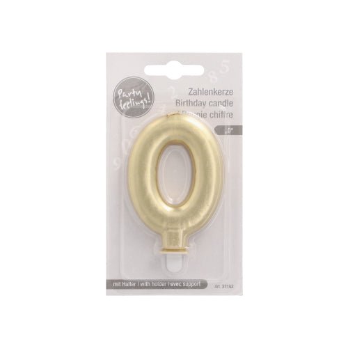 Cifra lumânare PAPSTAR GmbH cu suport 7 cm "aur" vine într-un ambalaj de plastic cu fundal alb, text multilingv și un suport inclus - ideală ca decor de tort sau lumânare de aniversare.