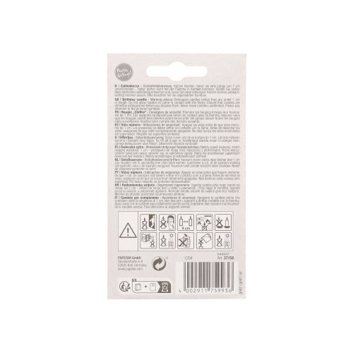 Vederea din spate a cifrei lumânare PAPSTAR cu suport 7 cm "aur" de la PAPSTAR GmbH pentru decorarea tortului arată text multilingv, simboluri de avertizare, cod de bare (jos dreapta), gaură de agățare (sus mijloc), precum și instrucțiuni și avertismente pentru această lumânare de aniversare.