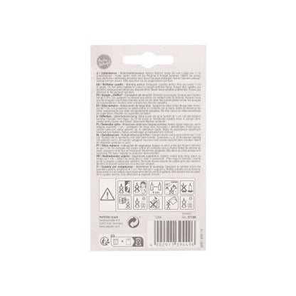 Spatele unui ambalaj de lumânare cu număr PAPSTAR cu suport 7 cm "aur" de la PAPSTAR GmbH cu instrucțiuni multilingve, simboluri de avertizare, informații de reciclare, cod de bare și logo-uri de marcă. Ambalajul alb, negru și gri se potrivește cu orice decorațiune de tort aniversar.
