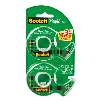 Pachetul 3M Deutschland GmbH Scotch® Magic™ Bandă Adezivă Invizibilă conține 2 role (19 mm x 12 m + 3,2 m gratuit) și un dispenser transparent cu o lungime totală de 30,4 m, ambalat pe un suport verde.
