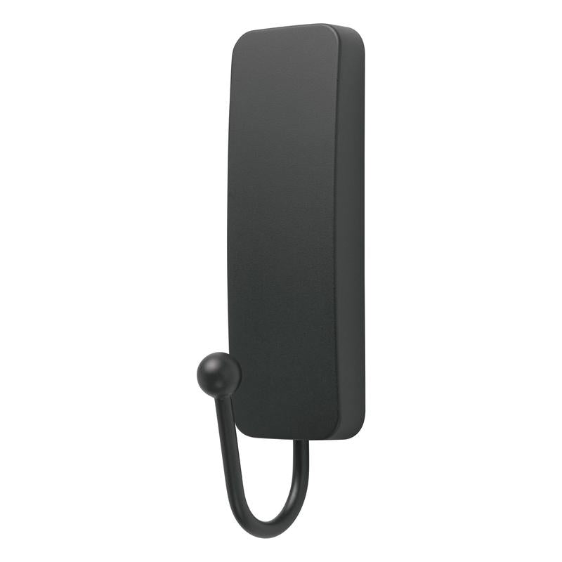 Un cârlig Command™ mat negru de dimensiuni medii (17034B) de la 3M Deutschland GmbH: Cu bază dreptunghiulară și vârf rotunjit, montabil fără găurire, ideal pentru agățarea hainelor sau genților. Fundal alb.