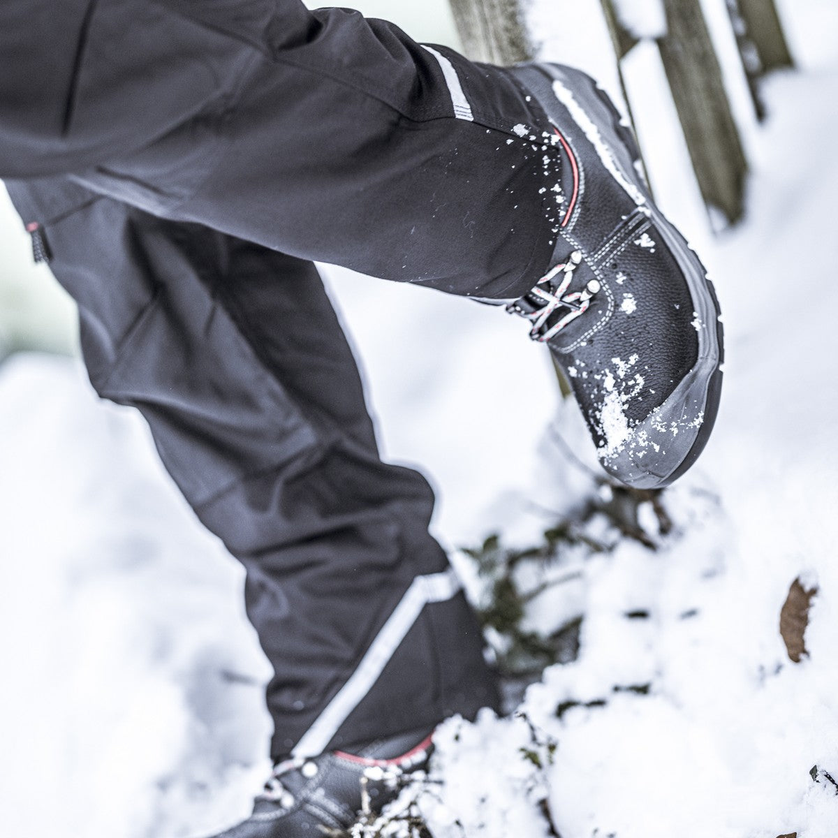 Ghete de iarnă de siguranță NITRAS STEP MID+ W, S3, înălțime mijlocie, negre