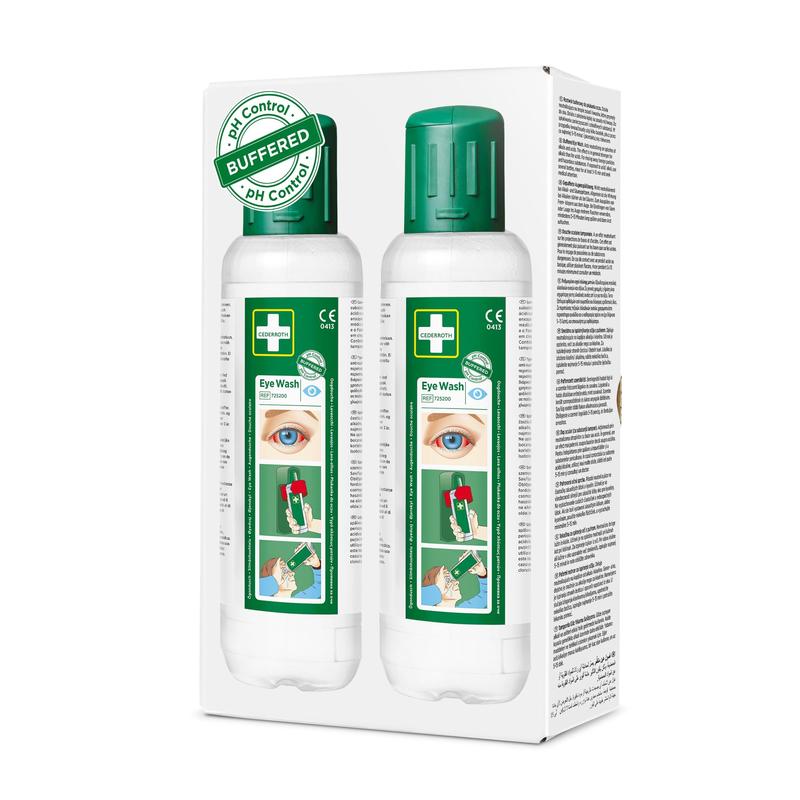 O cutie albă conține două sticle de 500 ml Cederroth Spălare pentru ochi de la Orkla Wound Care AB, fiecare cu un capac verde și instrucțiuni pentru spălarea ochilor. Cutia afișează un grafic verde "BUFFERED" pH - ideal pentru accidente oculare. Pachetul conține 2 bucăți.