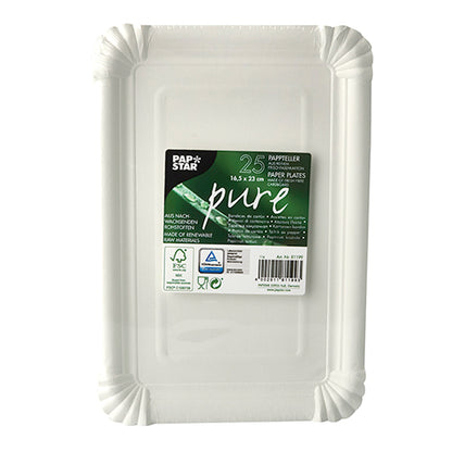Un teanc de 25 de farfurii rotunde albe PAPSTAR de unică folosință din carton, linia de produse „pure“, ecologice și reciclabile, în ambalaj cu etichetă verde-neagră de la PAPSTAR GmbH.