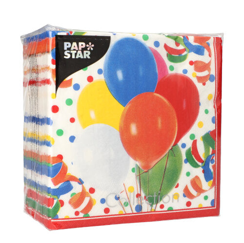 Eine Packung PAPSTAR 100 Servietten, 3-lagig, 1/4-Falz, 33x33 cm der PAPSTAR GmbH. Bunte Luftballons und Konfetti auf weißem Grund; die Servietten werden gestapelt in einer transparenten Kunststoffverpackung geliefert.