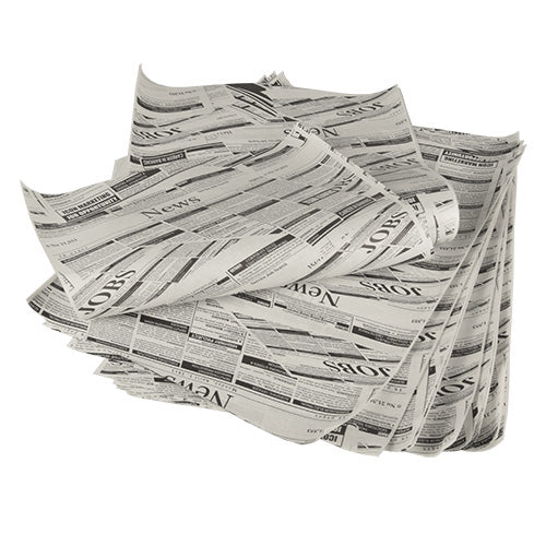 Un teanc de PAPSTAR 5 hârtii de împachetat „Newsprint“ de la PAPSTAR GmbH (3cm x 2cm) cu inscripția „NEWS“ și „JOBS“ se află pe un fundal alb, care amintește de hârtiile tradiționale de ambalare.