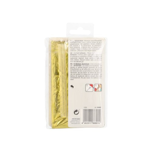 O pătură de salvare ambalată într-o pungă de plastic transparentă cu folie aurie vizibilă, care amintește de strălucirea unui set de baloane din folie „Happy Birthday” al companiei PAPSTAR, prezintă pe partea din spate a ambalajului instrucțiuni de utilizare și un cod de bare.