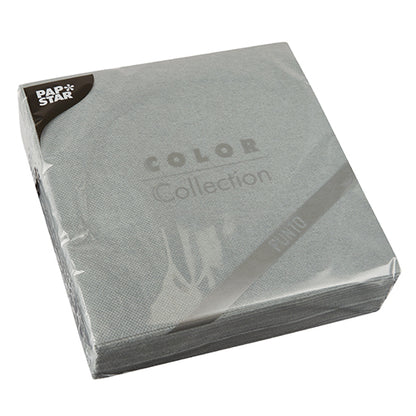 Un pachet sigilat cu 30 de șervețele de la PAPSTAR GmbH, cu 2 straturi „PUNTO” 1/4 pliere (38x38cm) în ambalaj transparent din plastic, ideal pentru decorarea mesei.