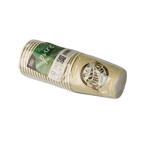 Un teanc sigilat de PAPSTAR 20 pahare de băut, hârtie 0,2 l Ø 8 cm de la PAPSTAR GmbH cu o etichetă verde-albă cu informații despre produs și coduri QR pe fundal alb.