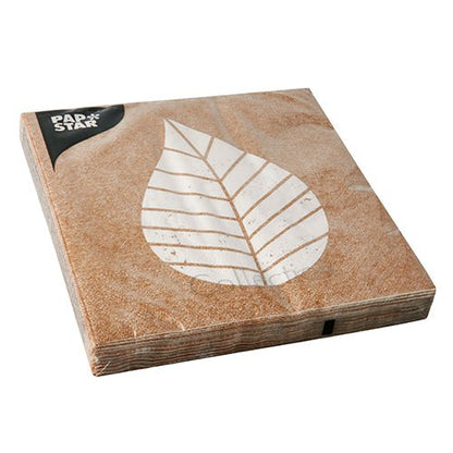 Un pachet PAPSTAR 20 șervețele, 33x33 cm, 3 straturi, pliat în 1/4 în culoare naturală de la PAPSTAR GmbH - ideal pentru decorarea mesei cu stil și practicitate.