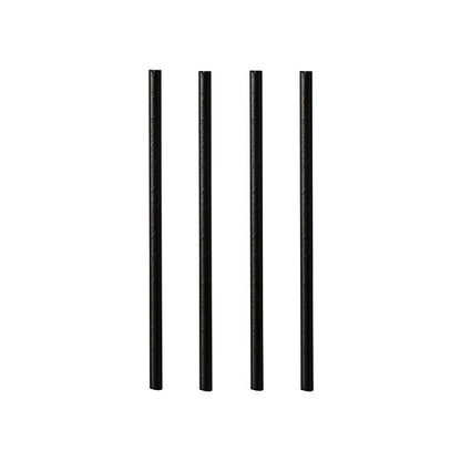 Patru paie de cocktail din hârtie negre PAPSTAR (7 mm x 10 cm) de la PAPSTAR GmbH stau vertical într-un rând pe un fundal alb.