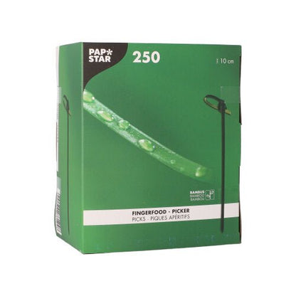 O cutie alb-verde de 250 de scobitori Fingerfood ale PAPSTAR GmbH conține 250 de bețe biodegradabile din bambus, fiecare având o lungime de 10 cm, pe a căror față este aplicată o imagine verde cu o scobitoare.