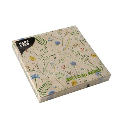 Un pachet pătrat PAPSTAR 20 șervețele, 33x33 cm, 3 straturi, din hârtie reciclată cu model floral și etichetă neagră "PAP STAR" în colțul din stânga sus, ambalat în plastic transparent. Marcă: PAPSTAR GmbH.