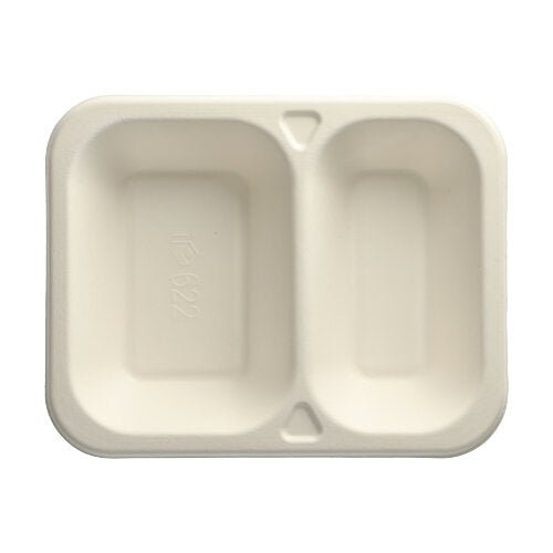 Tava dreptunghiulară albă, din 2 părți de la PAPSTAR GmbH este fabricată din trestie de zahăr ecologică; ideală pentru evenimente de catering și take-away. Produs: PAPSTAR 100 de tăvițe sigilate, din trestie de zahăr, împărțit în 2 părți, albe.