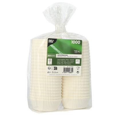 Formele de copt rotunde PAPSTAR 1000 de la PAPSTAR GmbH sunt forme de copt din hârtie ondulată de înaltă calitate în pungi transparente. Eticheta verde arată simbolurile pentru compostabilitate și siguranța alimentară – perfecte pentru toate nevoile de coacere.