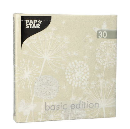 Un pachet pătrat bej de 30 de șervețele PAPSTAR (3 straturi, 1/4 pliuri, 33x33 cm) de la PAPSTAR GmbH prezintă un motiv de păpădie albă, inscripția „Basic Edition“, „30“ în colțul din dreapta sus și logo-ul PAPSTAR în colțul din stânga sus.