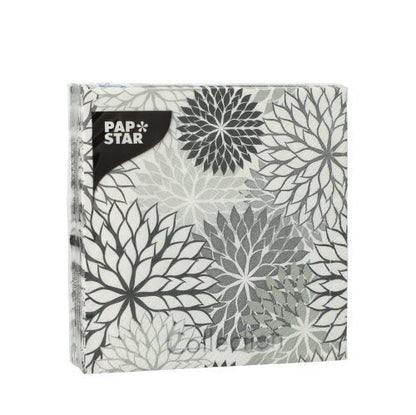 Un pachet PAPSTAR cu 20 de șervețele, 25x25 cm, 3 straturi, pliate în sferturi de la PAPSTAR GmbH – ideal pentru decorarea elegantă a mesei.