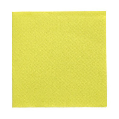 Pe un fundal alb este prezentat un șervețel de hârtie galben din colecția 50 de șervețele „DAILY Collection“ (1/4-pliu, 32 x 32 cm) de la PAPSTAR GmbH.