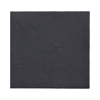 Auf weißem Untergrund ist eine schlichte, quadratische schwarze Serviette aus der 150 Servietten umfassenden „DAILY Collection“ der PAPSTAR GmbH (32 x 32 cm, 1/4-Falz) abgebildet, deren Oberfläche glatt mit leichter Struktur und ohne sichtbare Muster oder Motive erscheint.
