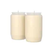 Două PAPSTAR lumânări cu ulei compoziție Ø 5,8 cm în carcasă transparentă (2 bucăți, PAPSTAR GmbH) stau alăturate pe un fundal alb și creează o iluminare ambientală.