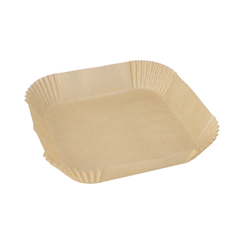 Cele 100 de hârtii de copt pentru friteuze cu aer cald pătrate de la PAPSTAR GmbH sunt hârtii de copt pătrate, nealbite, maro, cu margini plisate și suprafață antiaderentă, ideale pentru friteuzele cu aer cald. Afișate pe un fundal alb.
