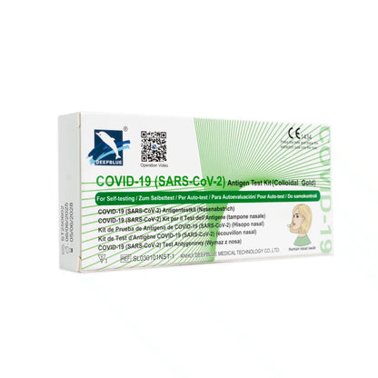 Ein tiefblaues LAIENTEST 1er COVID-19 Antigen-Schnelltestkit von Altruan ist vor einem weißen Hintergrund abgebildet. Die Verpackung ist weiß und grün, mit mehrsprachigem Text und einer Abbildung eines menschlichen Kopfes.