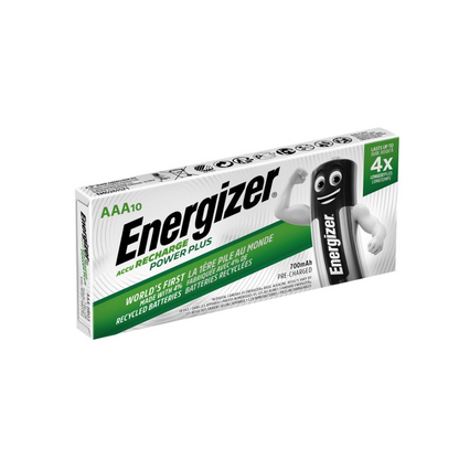 O cutie Energizer Power Plus AAA Micro LR03 700 mAh | Pachet (10 bucăți) de la Energizer Deutschland GmbH cu zece baterii. Ambalajul subliniază utilizarea bateriilor reciclate, încărcare care durează de 4 ori mai mult, capacitate de 700 mAh și arată o figură de baterie cu brațe.