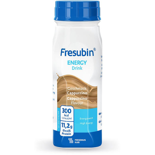200 ml Fresubin Energy Drink de la Fresenius Kabi Deutschland GmbH, aromă de cappuccino, cu capac albastru și etichetă albă cu informații nutriționale: 300 kcal, 11,2 g proteine și conținut energetic ridicat.