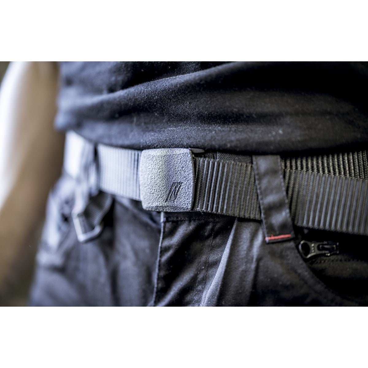 Curea NITRAS cu cataramă din plastic, negru Poliester: 100% | Pachet (1 bucata)