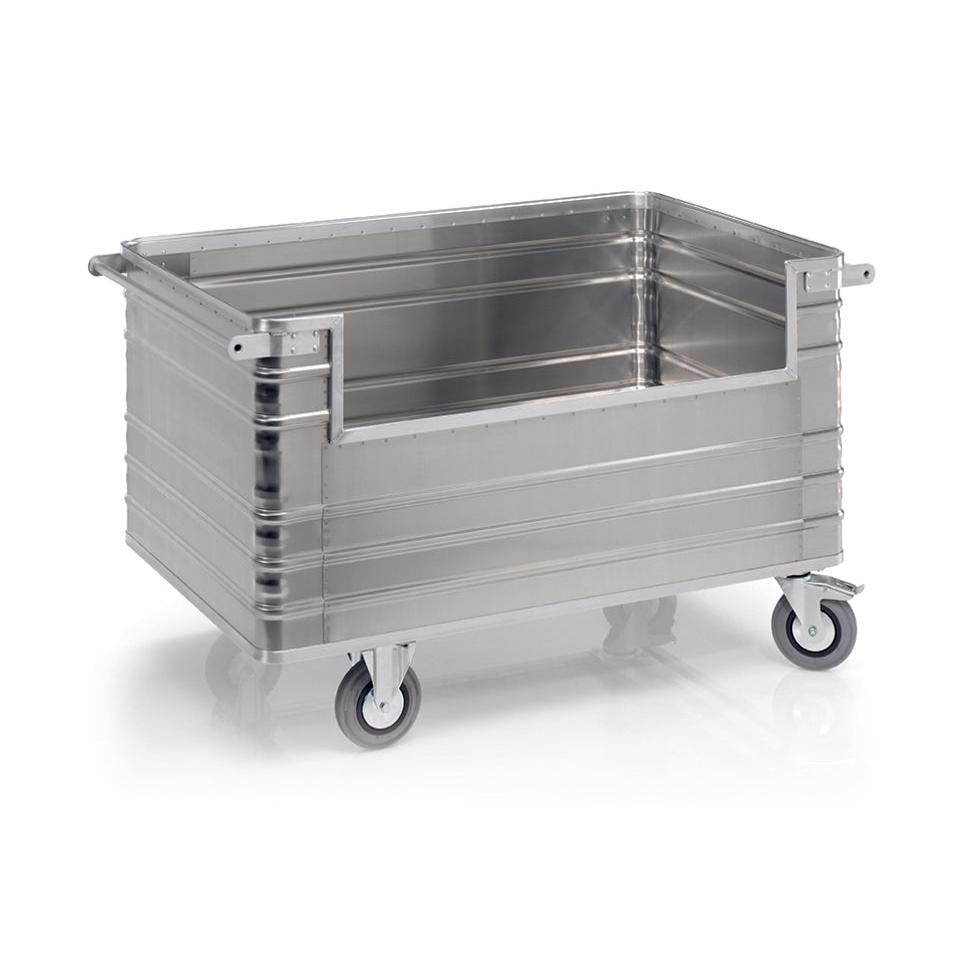 Der Novocal Transportcontainer mit Seitenwandausschnitt von Novocal ist ein großer, rechteckiger Container aus Material A mit gerippten Seiten, einer offenen Frontplatte und vier Lenkrollen. Wird als Einzelstück geliefert (1 Stück).