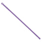 Der Kunststoffstiel von Haug Bürsten KG ist ein violetter, ergonomischer 1500-mm-Besenstiel mit Gewindeende und Aufhängeloch, hergestellt aus hitzebeständigem Material für lange Haltbarkeit.