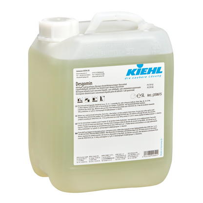 Bidon de plastic de 10 litri Kiehl Desgomin, concentrat lichid de curățare dezinfectant fără aldehide și quaternare de la Johannes Kiehl KG, cu capac alb cu șurub, mâner, logo albastru și etichetă de informații despre produs pe partea din față.