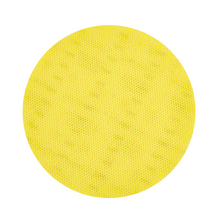 Ein großer, einfarbiger gelber Kreis mit einer subtilen gepunkteten Struktur - der an ein Kiehl Woodmaster-Pad Schleifpad rund Körnung 100 der Johannes Kiehl KG erinnert - füllt die Mitte eines weißen Hintergrunds.
