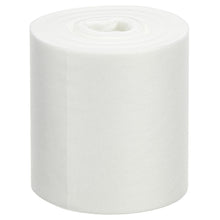 Eine einzelne Rolle WypAll® Wettask™ PowerClean Reinigungstücher von Kimberly-Clark GmbH (6 Refills x 120 Blatt, Weiß) steht aufrecht vor weißem Hintergrund.