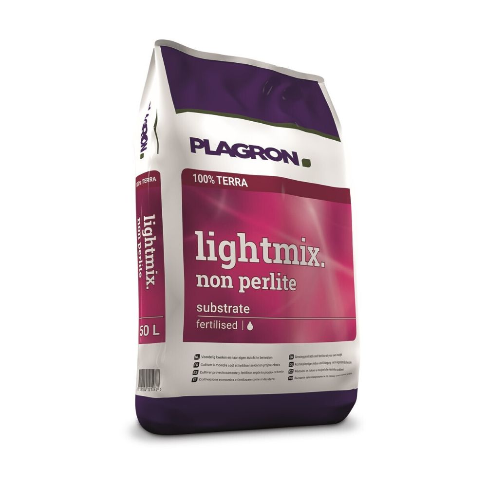 Plagron Lightmix 50L – Fără perlit pentru pământ pur de la Bertels B.V. este un substrat de terasă de 50 de litri într-un sac alb-violet cu o zonă roșie care evidențiază numele și oferă opțiuni individuale de fertilizare, precum și valori optime de aer și oxigen.