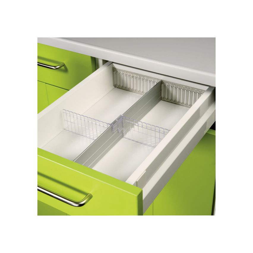 Într-un sertar alb cu față verde deschis și mâner argintiu se află separatorul transversal Novocal pentru sertar (170 mm, divizibil de la 100 mm) pentru o împărțire clară a conținutului.